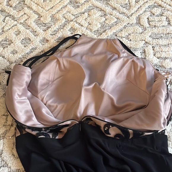 Black and Tan Elegant Jumpsuit - Picture 10 of 10